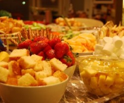 fondue+partynew+years+eve+268[1]