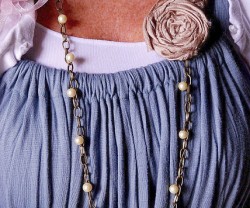 threaded+necklace+rosette+[1]