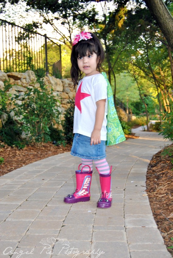 SUPER lil diva pink STAR green blue paisley cape tee size 2-4S