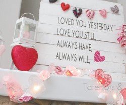 valentine pallet art closeup