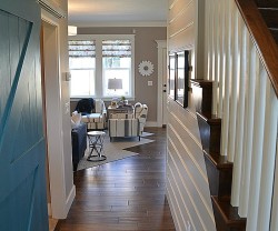 blogger house entrance