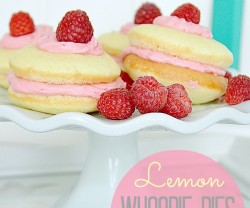 lemon whoopie pies raspberry filling
