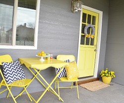 little house front porch after