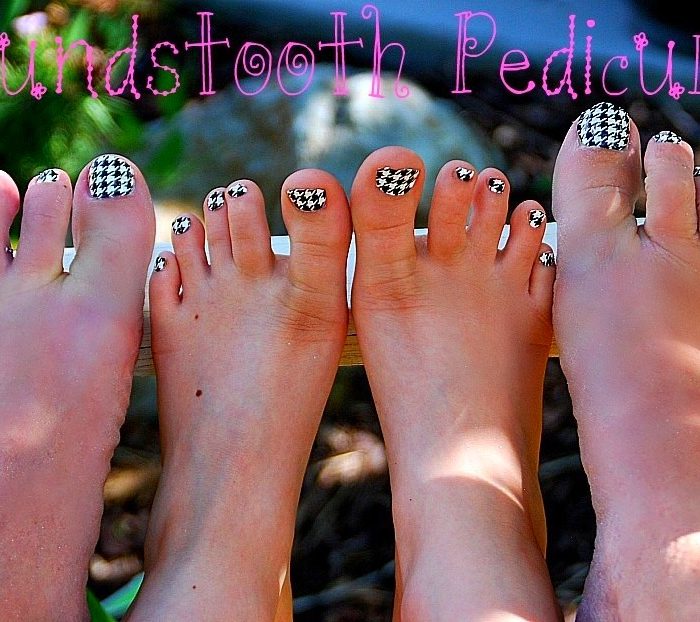 Summer Project — Houndstooth Pedicures!!