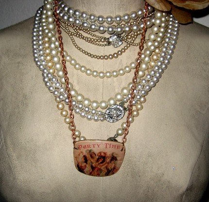 SALE SALE SALE on Recycled Victorian Ladies Party Time Eyeglass Lens Necklace with Copper Chain