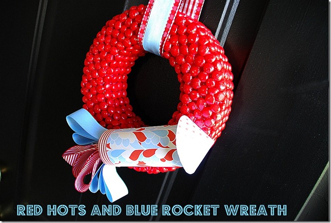 “Red Hots and Blue” Fourth of July Rocket Wreath {tutorial}