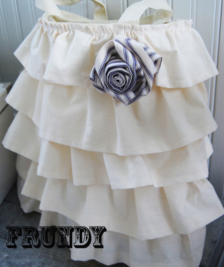 Guest Project: Fluffy Ruffly Tote Tutorial