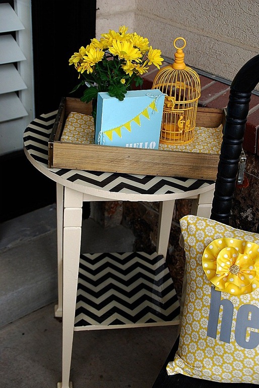 Fabric-Covered Resin Table Redo {plus 23 other resin project ideas}