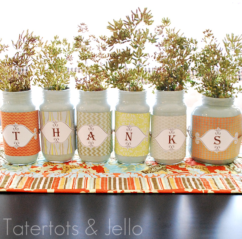 Thanksgiving printable jar labels and centerpiece 