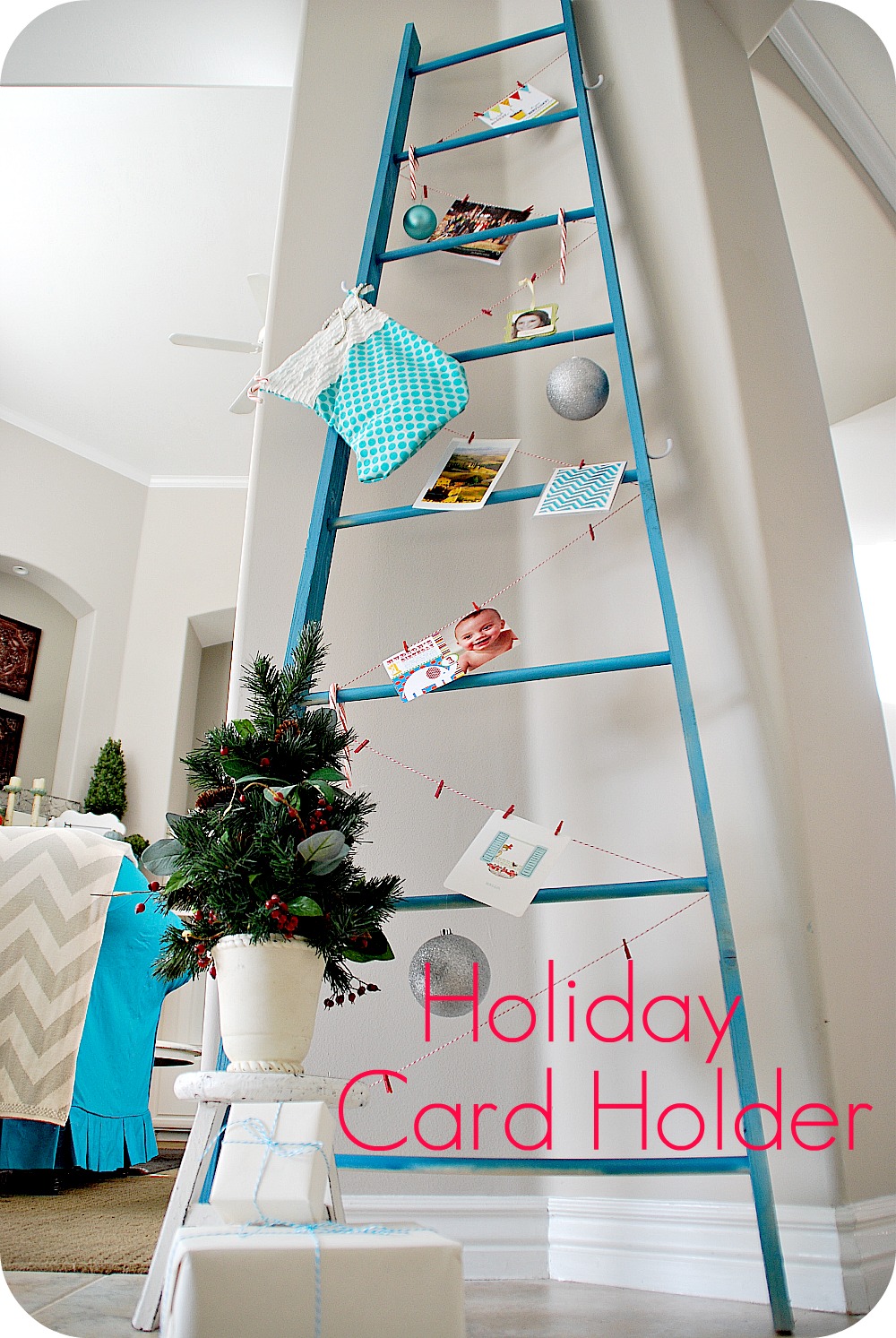 Make a DIY Holiday Ladder - to display cards or advent calendars {Christmas  tutorial} - Tatertots and Jello