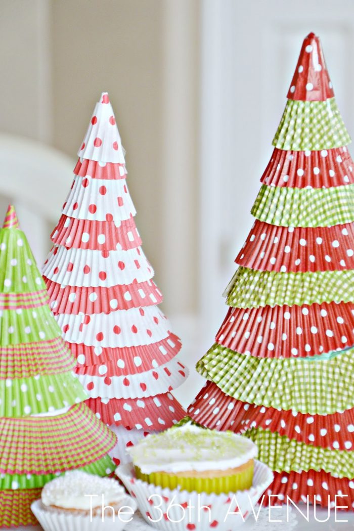 Make Cupcake Liner Christmas Trees {Holiday Tutorial}!!