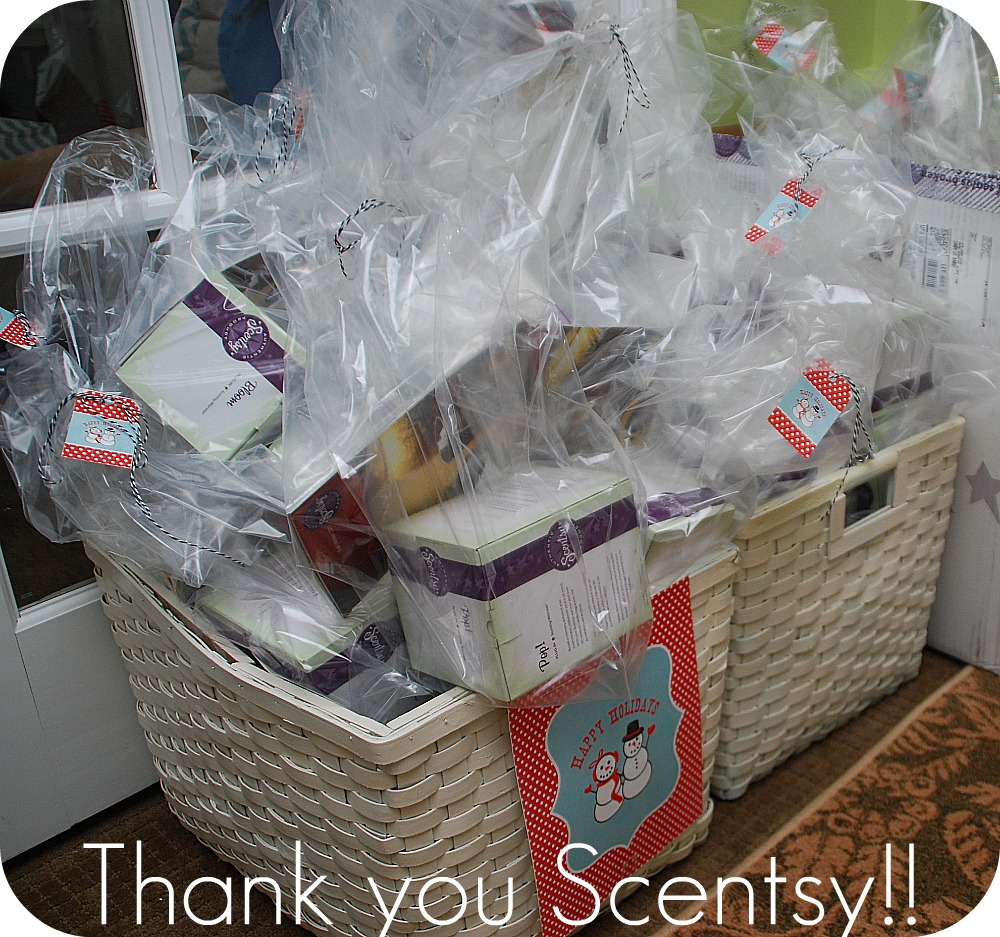 Weekend Wrap Up Party — And Scentsy Giveaway!!