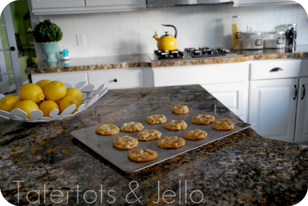 https://tatertotsandjello.com/wp-content/uploads/2012/01/aqua-and-white-kitchen-cookies.jpg