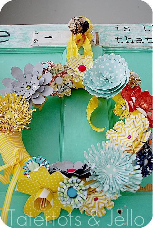 Make a Spring Paper Wreath (tutorial)