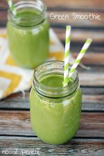 Green Smoothie Recipe (sneak in some veggies for those picky eaters)