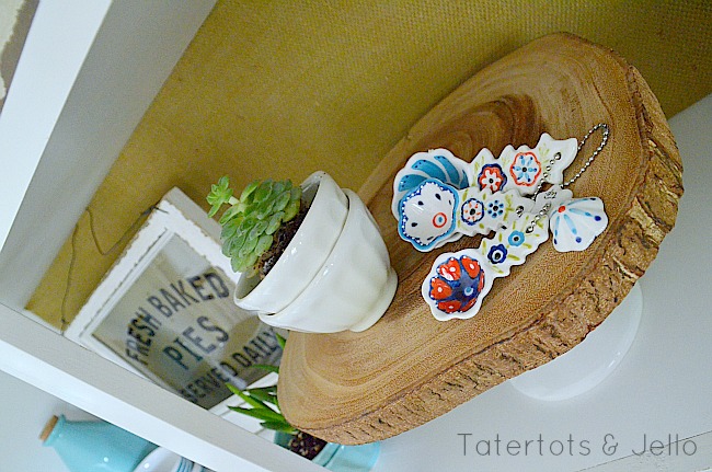 wood cake plate for summer at tatertots and jello