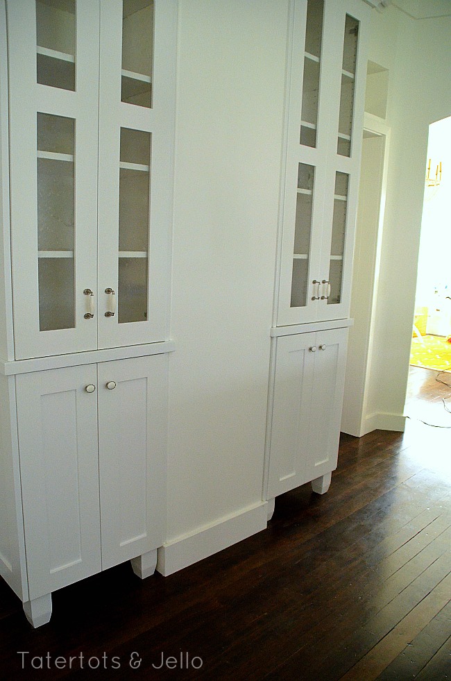 1905 cottage built in cabinets