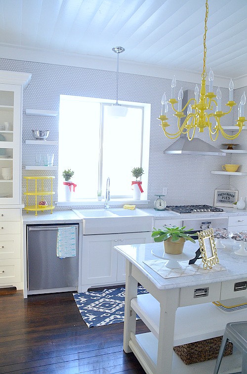 1905cottage kitchen