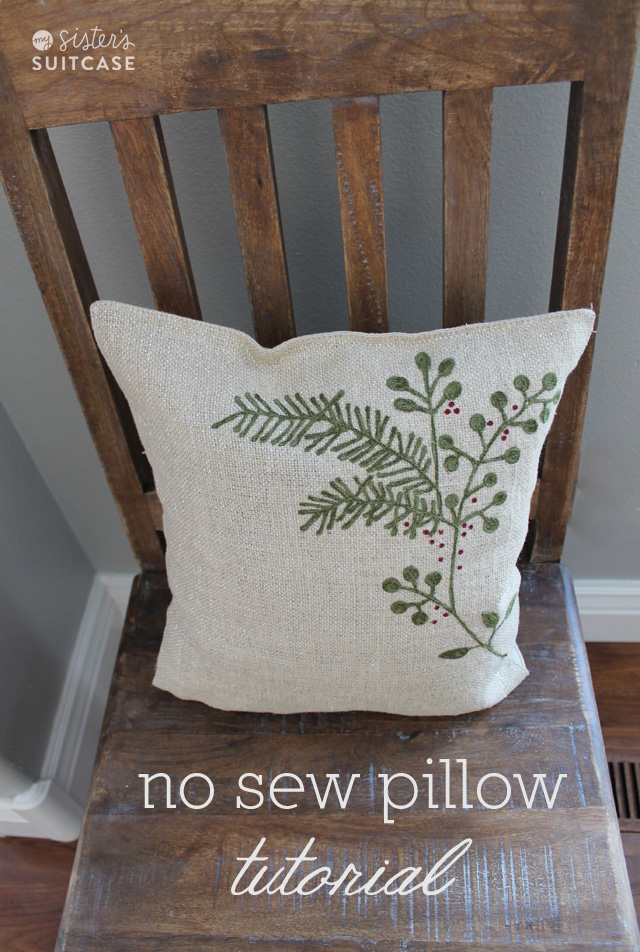 no+sew+christmas+pillow[1]