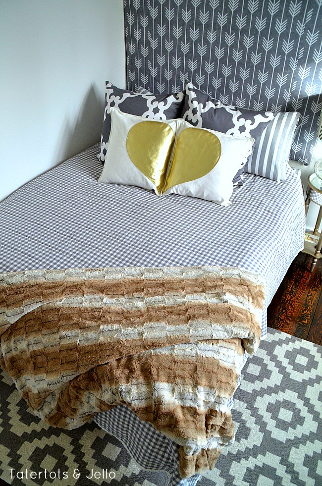 gold leather heart pillow set DIY