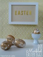 Make Gold and Glitter Marbled Easter Eggs!!