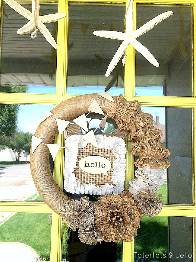 easy summer wreath idea from tatertots & Jello