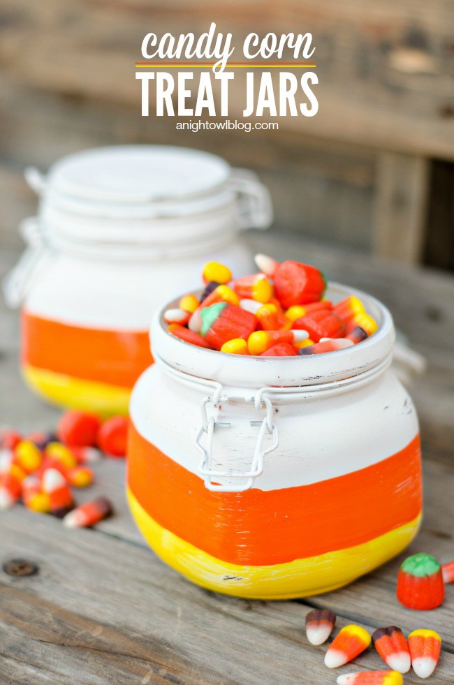 Paint Mason Jars in Candy Corn colors and fill them with treats for a festive fall gift idea! This is a fun kids craft too! 