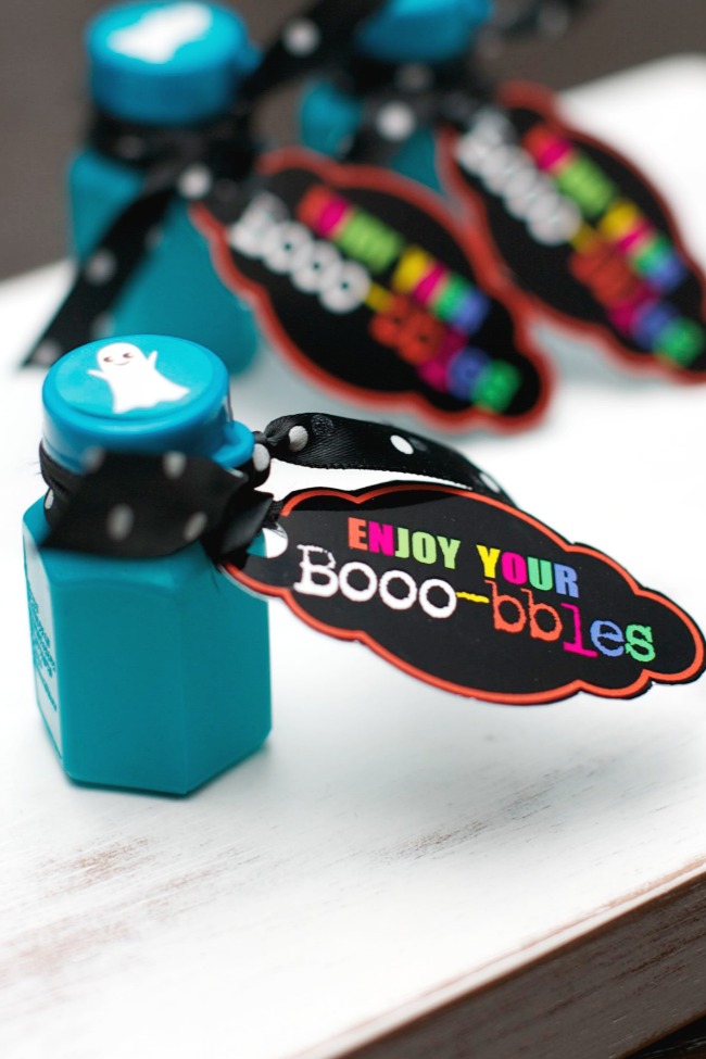 Halloween Party Favor Printables and Tips To Throw a Halloween Party!!