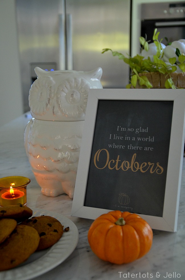 October printable at tatertots and jello
