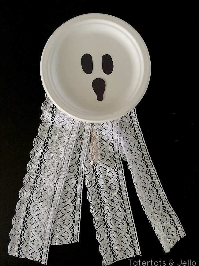 ghost paper plate mask at tatertots and jello