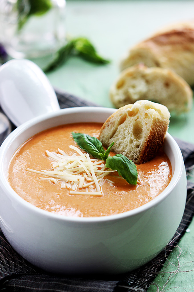 slow-cooker-tomato-basil-parmesan-soup-3