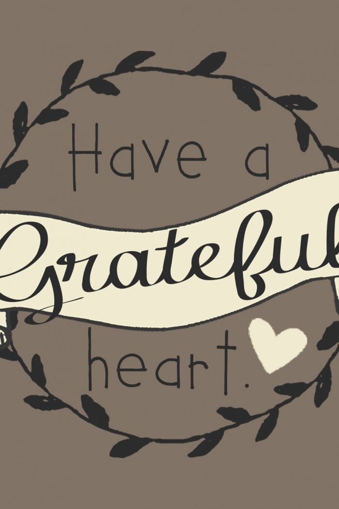 “Have A Grateful Heart” – Free Thanksgiving Printable Postcards and Hostess Gifts!