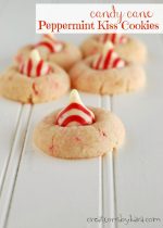 HAPPY Holidays: Candy Cane Peppermint Kiss Cookies