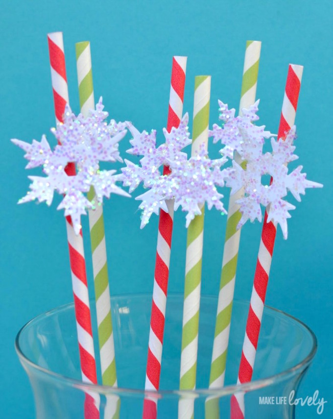 DIY-Snowflake-Straws-5