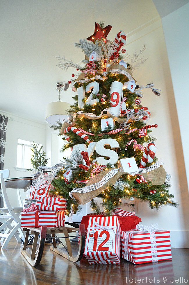 christmas-advent-tree-red-and-white-christmas-tree-at-tatertots-and-jello[1]