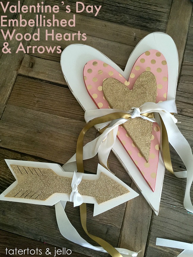 valentines.day.wood.hearts.and.arrows