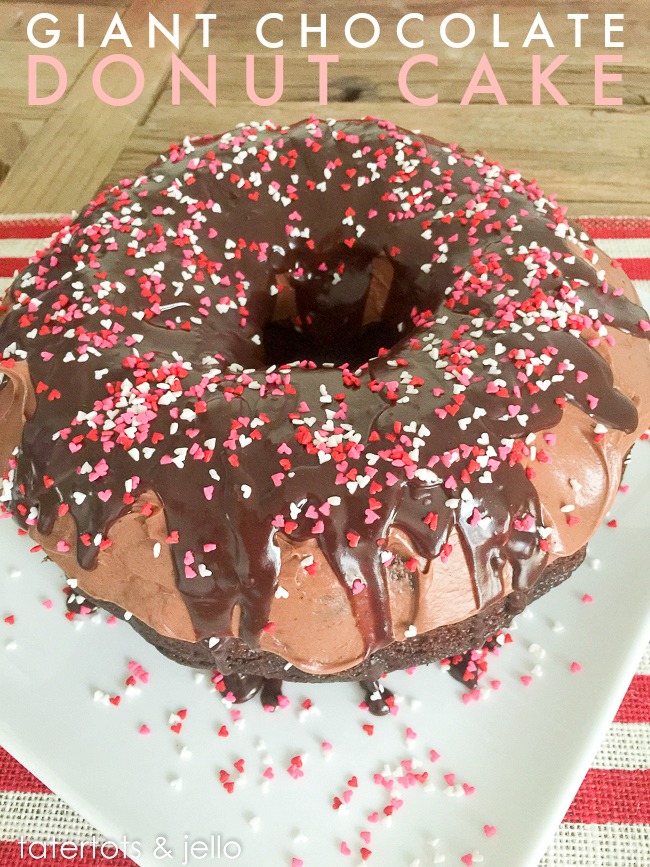 giant.donut.chocolate.cake.tatertotsandjello.com