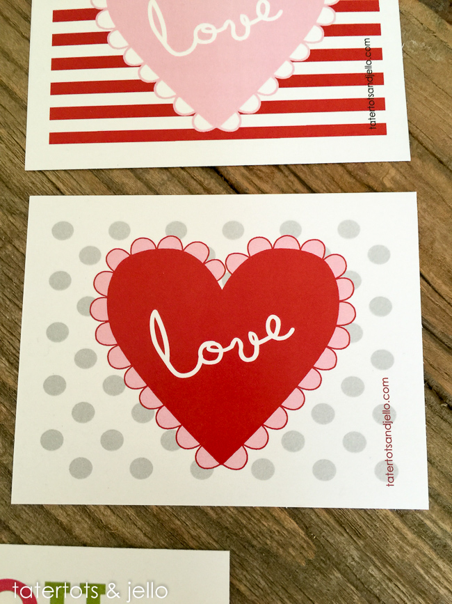 Adorable Valentine Postcards – Free Printables!