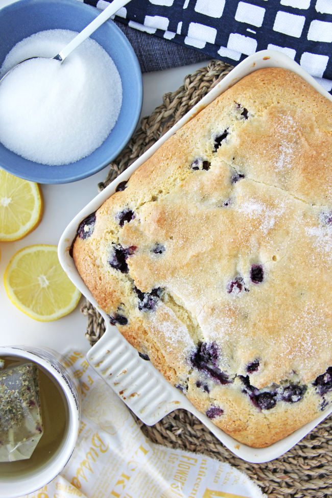 Surprise mom with these delicious Mother's Day brunch ideas! Baked goods, salads, casseroles, drinks and dessert ideas for a wonderful Mother's Day! 