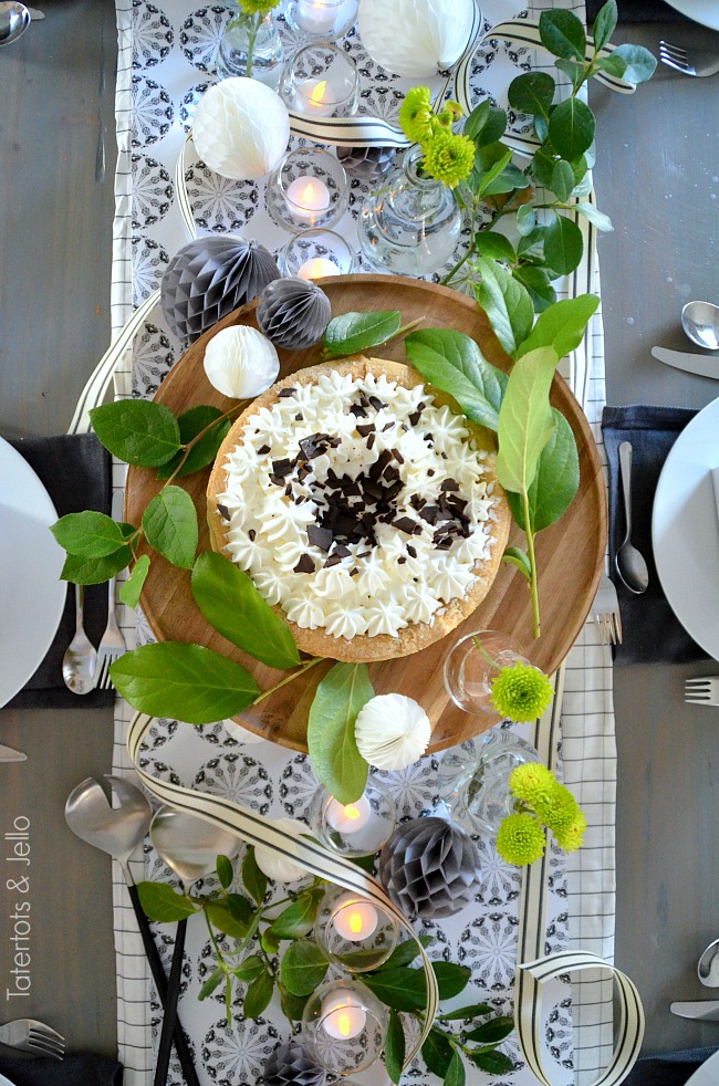 black white and green new years table 