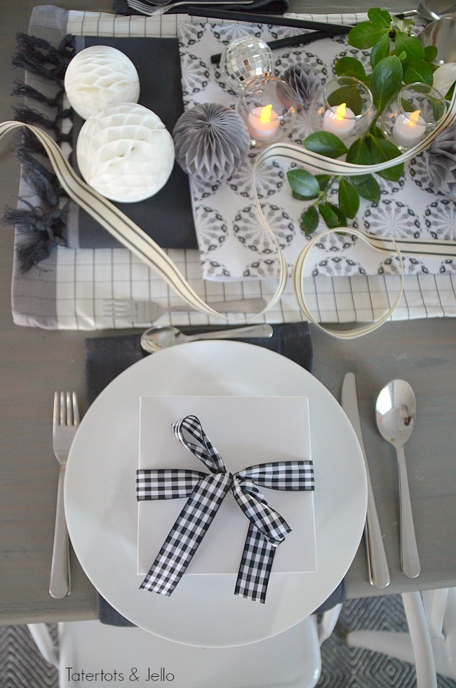 black and white new years tablescape 