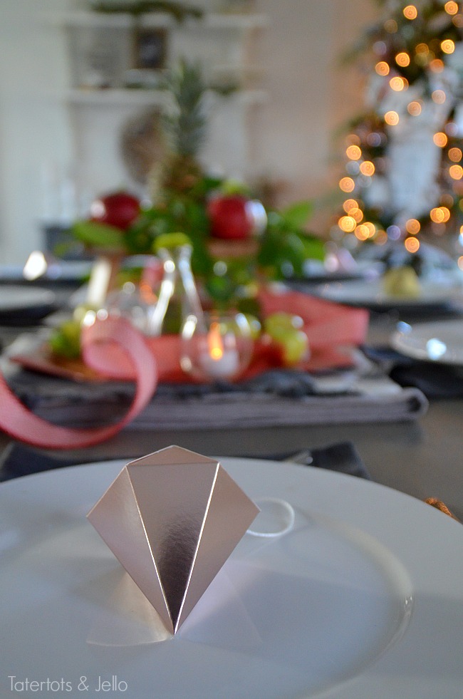 metallic ornament placecard 