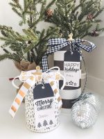Pretty Packages – Black and White Printable Holiday Gift Tags!