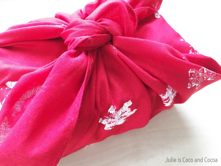 Creative Ways to Gift Wrap with Ribbon - Dukes and Duchesses