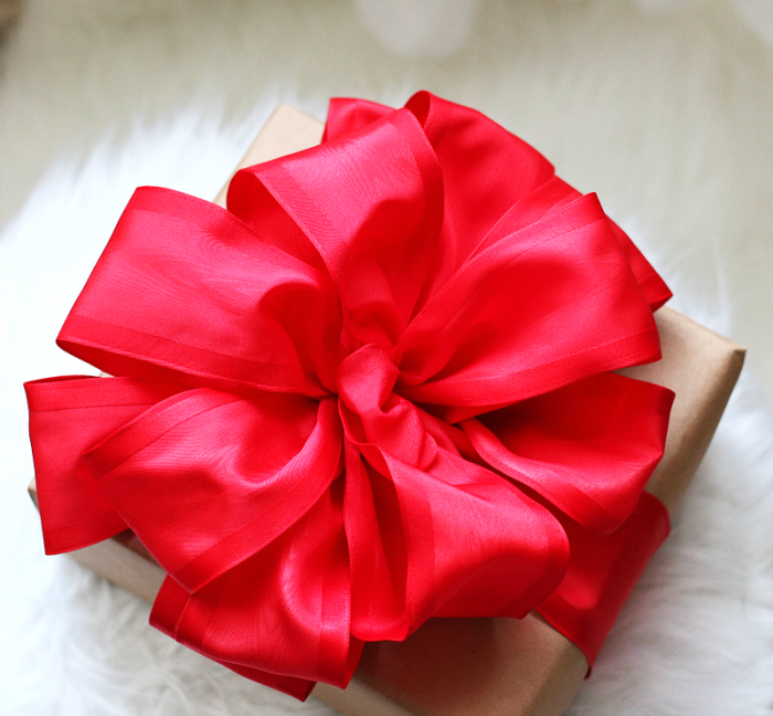 Creative Ways to Gift Wrap with Ribbon - Dukes and Duchesses