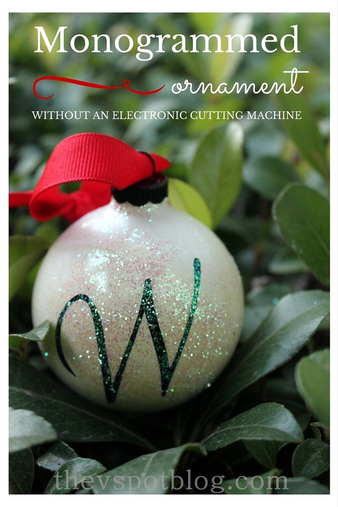 Happy Holidays: DIY Monogrammed Ornament