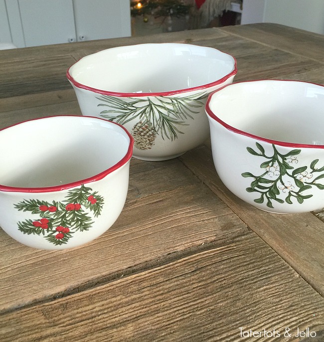 Better Homes and Garden Holiday Bowls