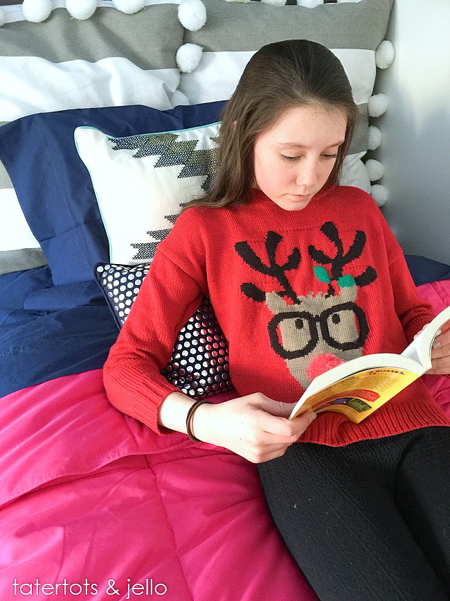 colorful tween bedroom