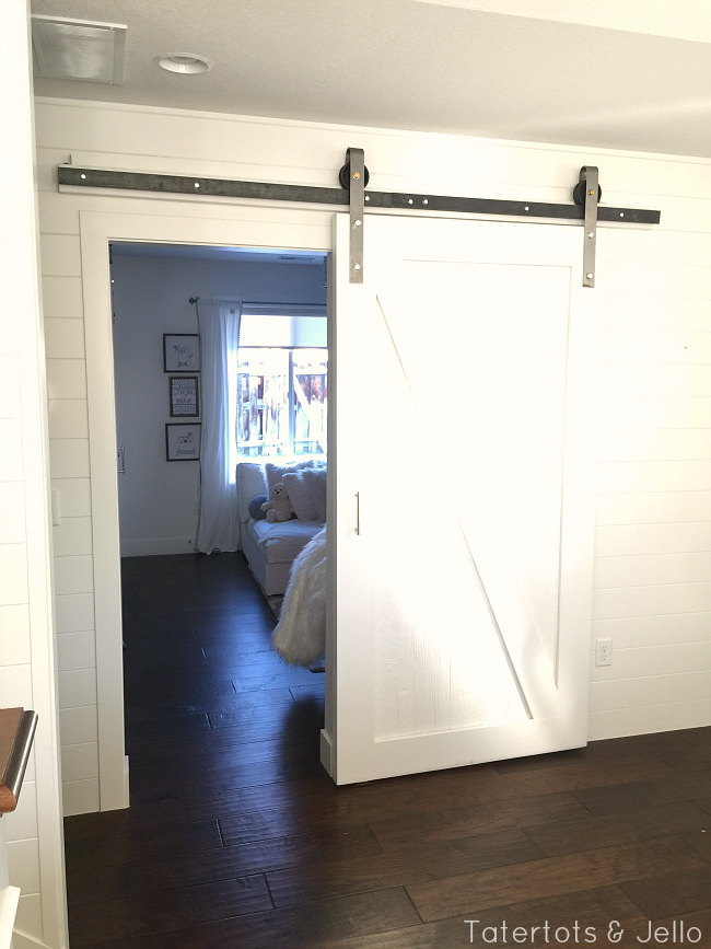 barn door bedroom 