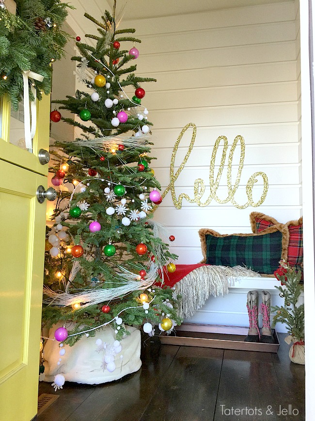 Green and White Christmas Porch and Entryway at the 1905 Cottage!